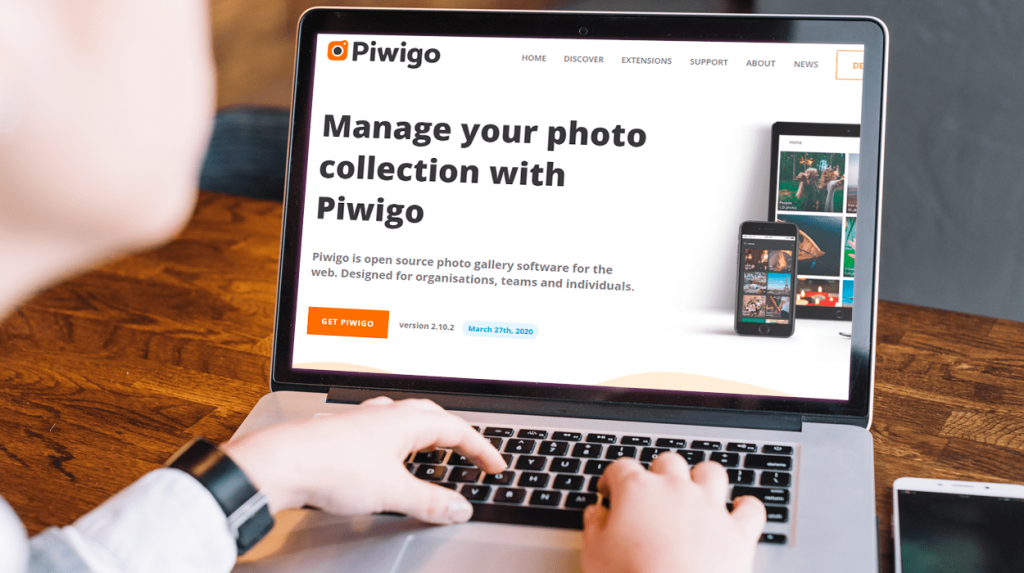Google Photos Alternative #10 : Piwigo